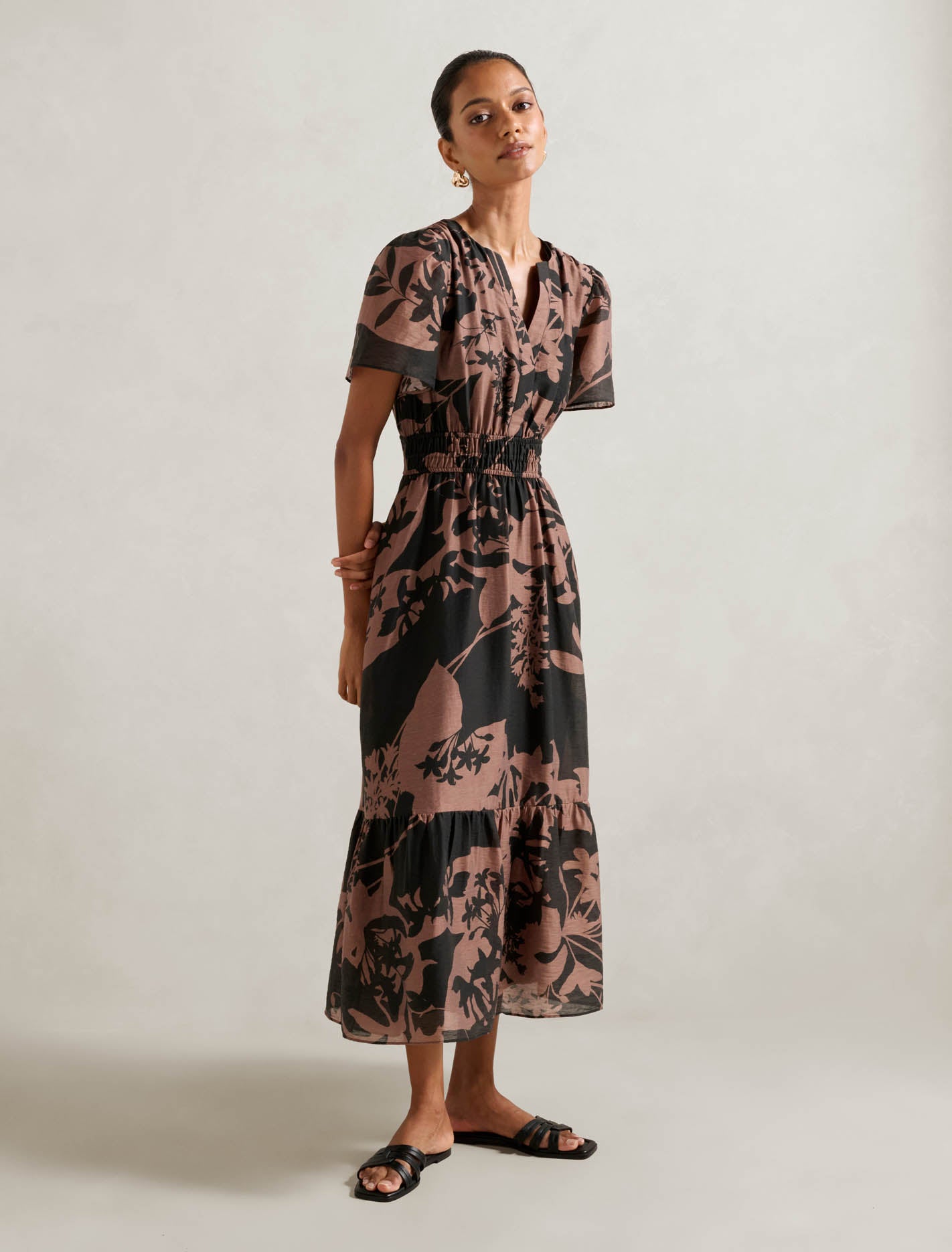 Eleanor Petite Short Sleeve Midi Dress Tan Hensley Floral