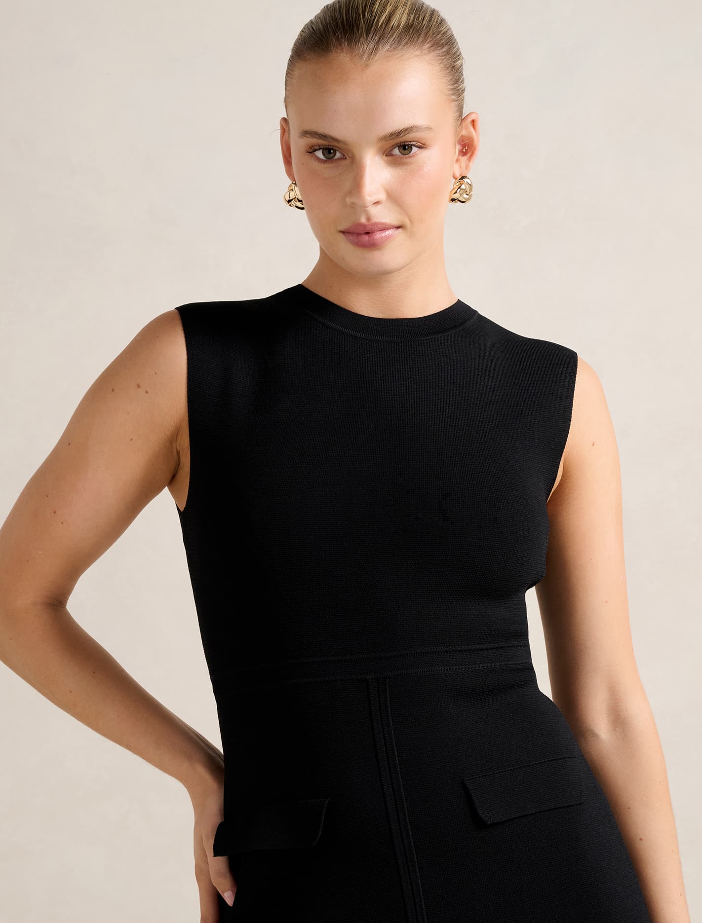 Chloe Extended Shoulder Knit Midi Dress Black
