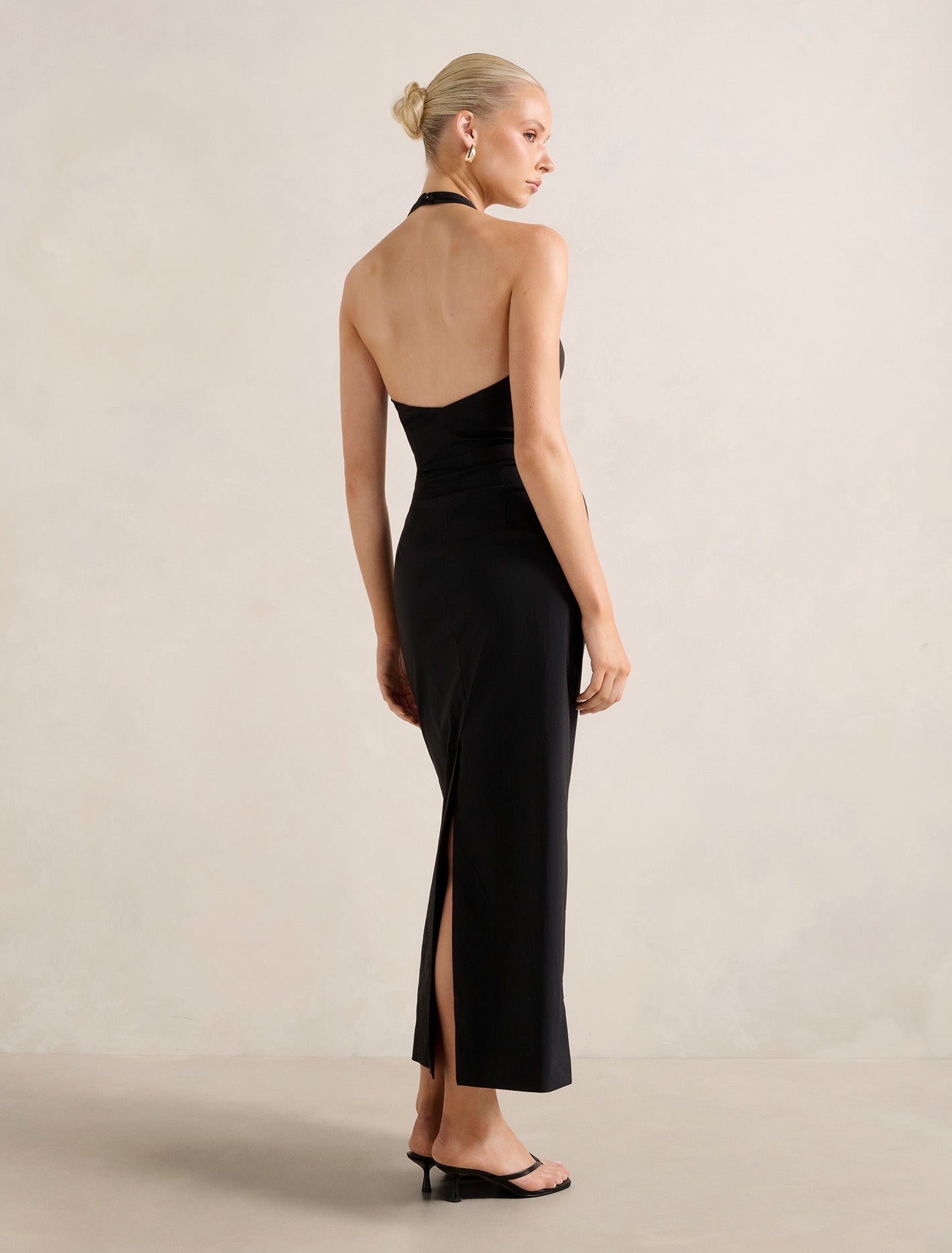 29760704