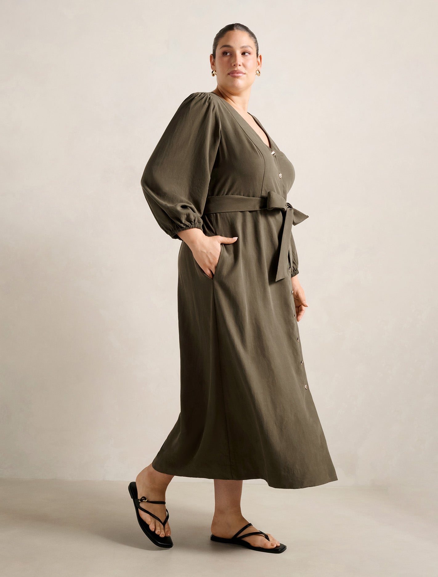 Harmonia Curve Button Midi Khaki