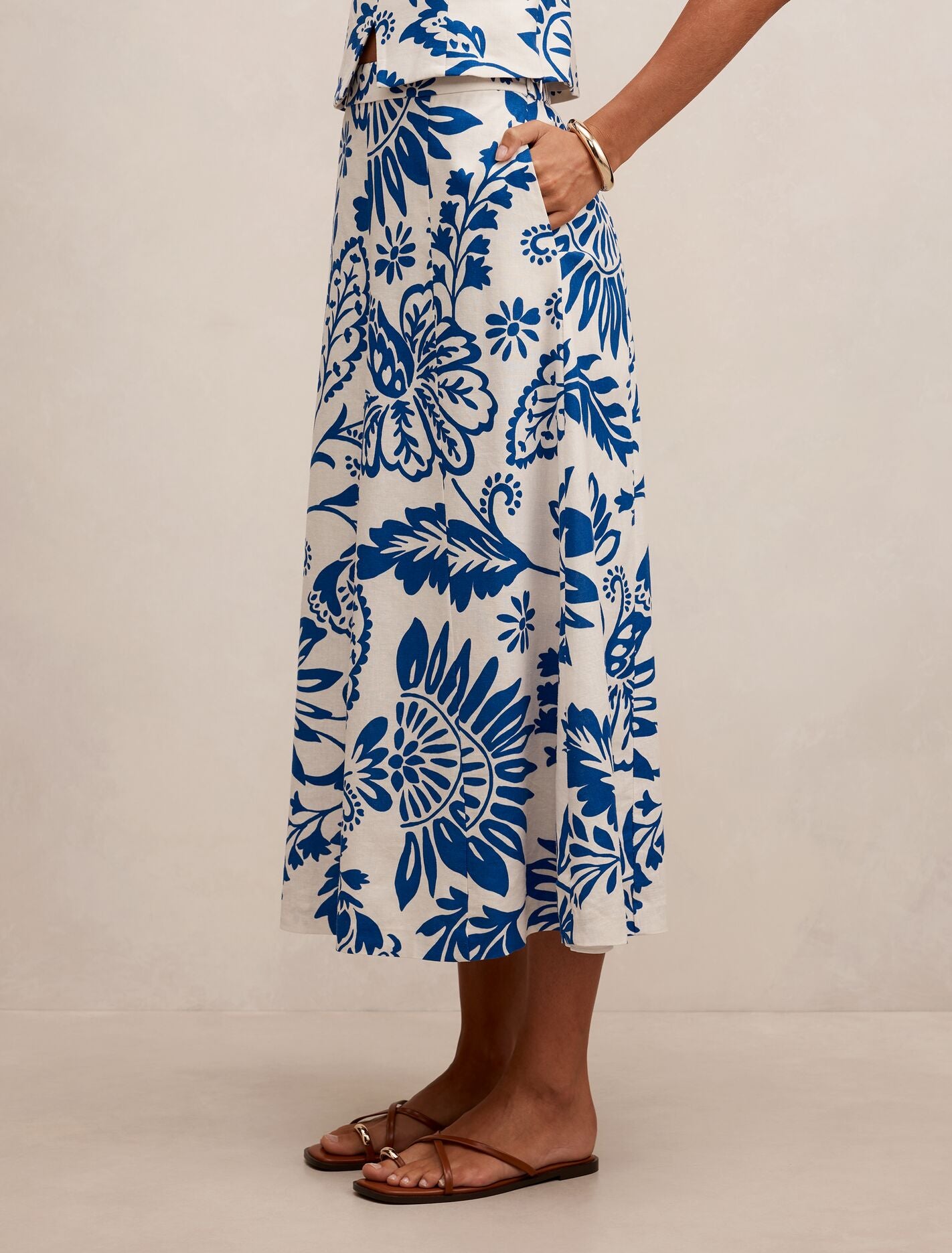 Darcy Printed Seamed Midi Skirt Lazuli Floral Co-ord