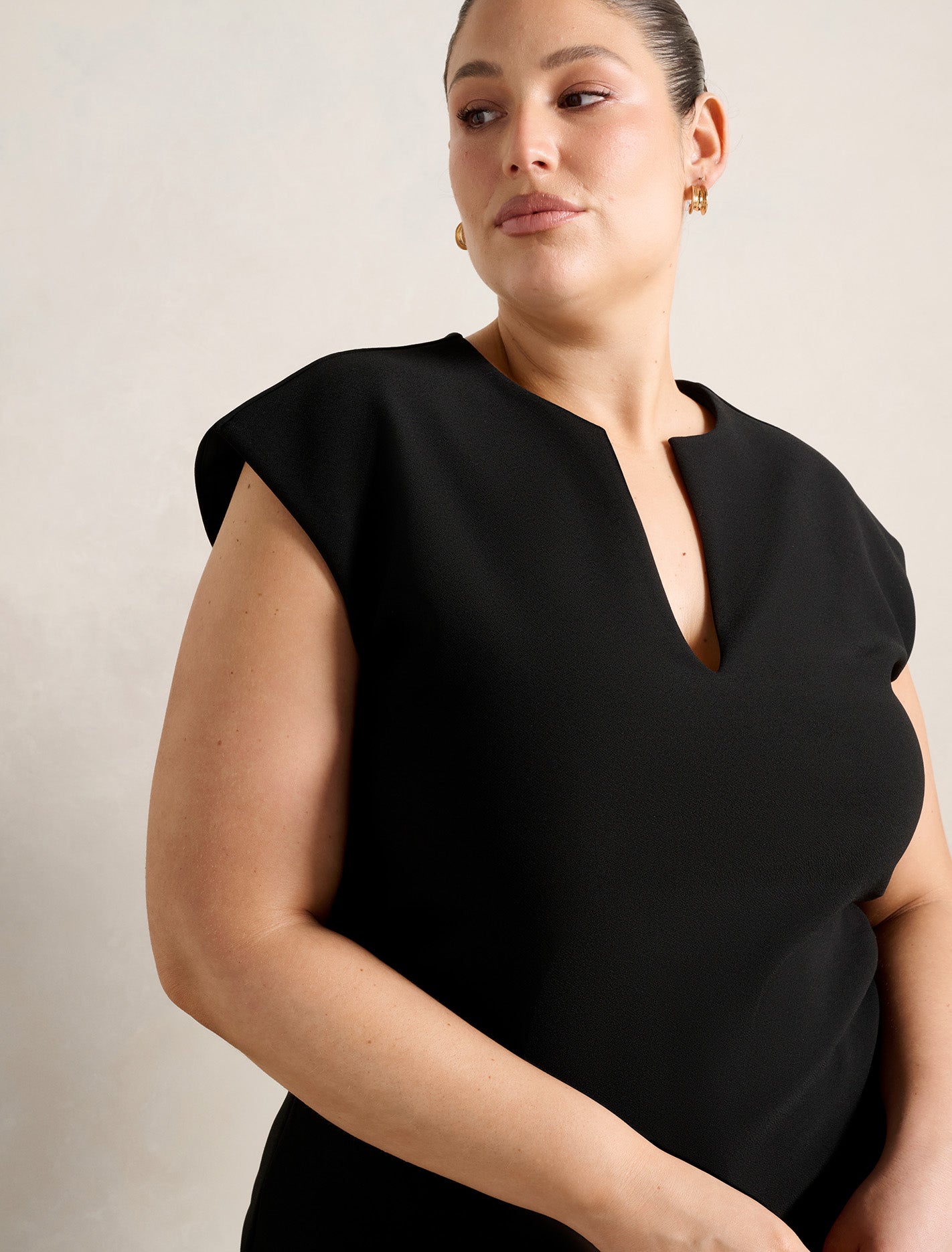 Montana Curve V Neck Top Black
